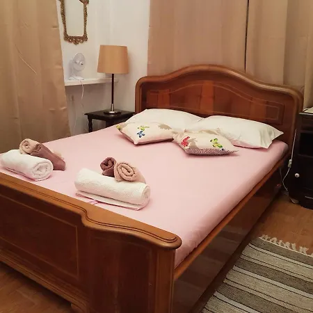 Olga's Cozy Nest , In Ano Korakiana. *